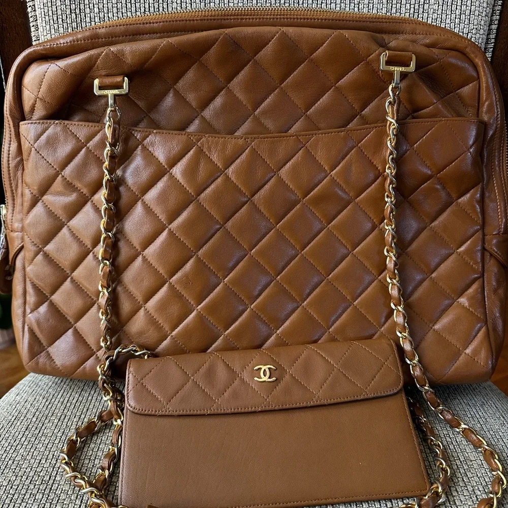 Vintage Chanel large camera bag style/Tote